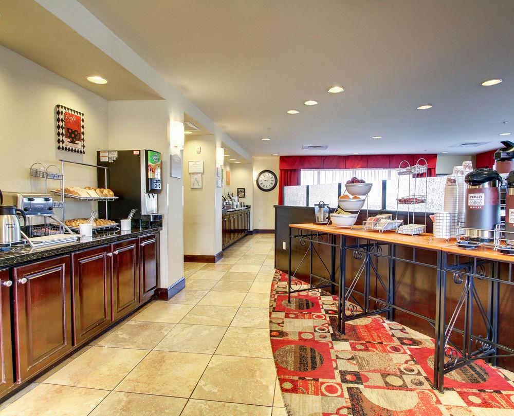 Comfort Suites Гълфпорт Екстериор снимка