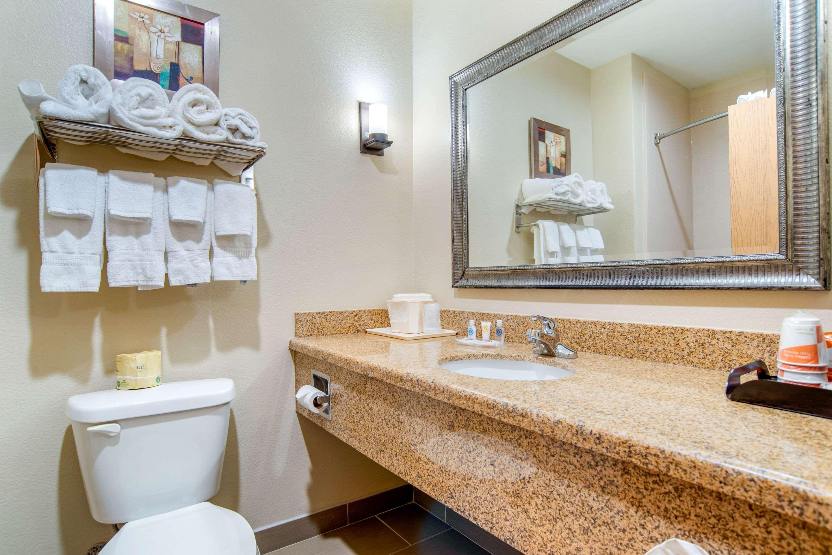 Comfort Suites Гълфпорт Екстериор снимка