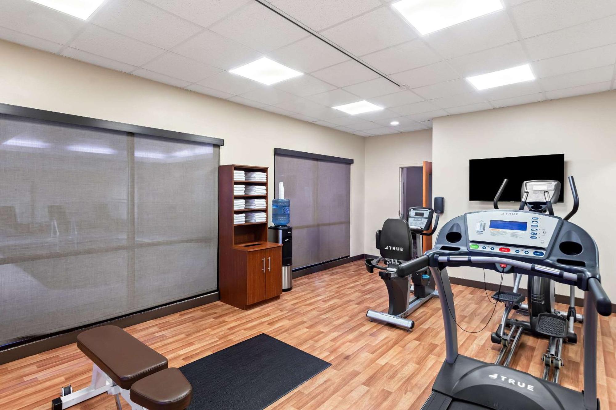 Comfort Suites Гълфпорт Екстериор снимка