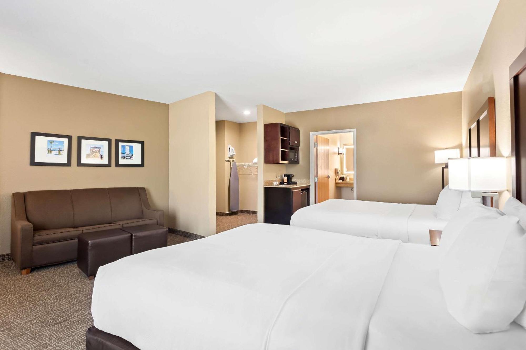 Comfort Suites Гълфпорт Екстериор снимка